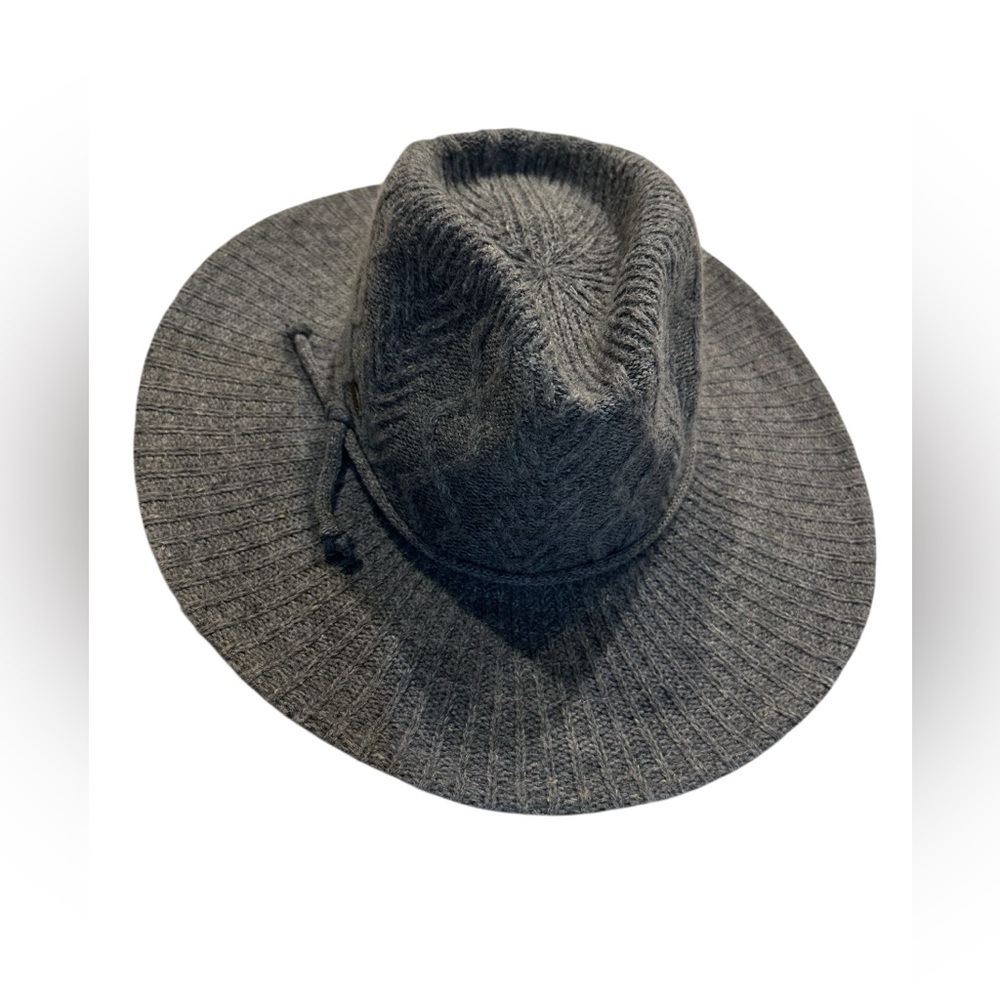 Adora Gray Cable Knit Sweater Fedora Winter Hat Adjustable BNWT